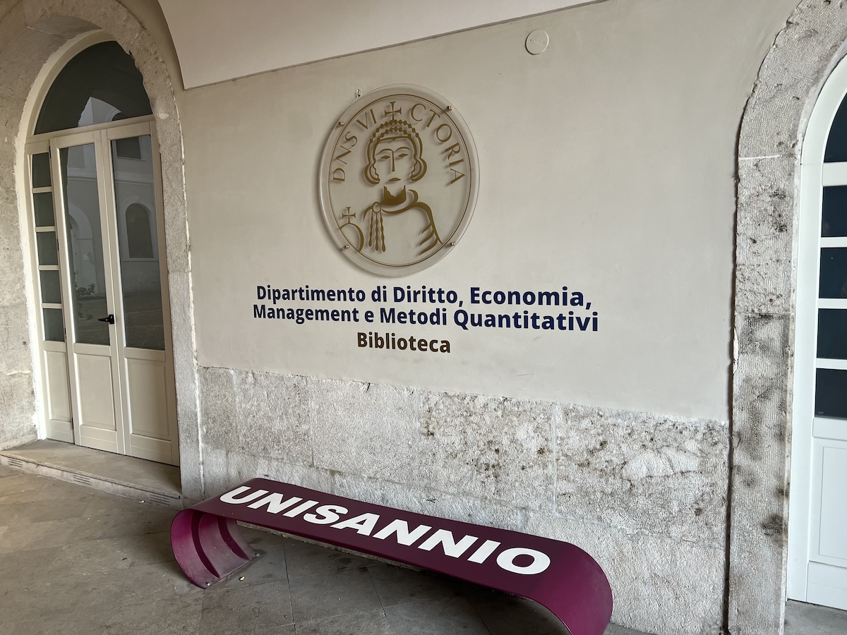 Scopri di più sull'articolo Lavoro inclusivo: il contributo della Fondazione School University, fondata da E.BI.L.P., al convegno dell’Università del Sannio